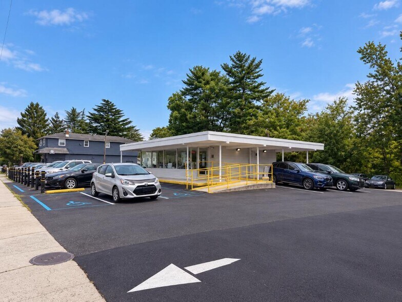 Primary Photo Of 138 S White Horse Pike, Clementon Auto Dealership For Sale