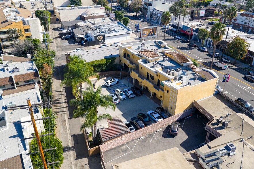 More Photos Of 13833-13841 Ventura Blvd, Sherman Oaks Storefront Retail Office For Sale