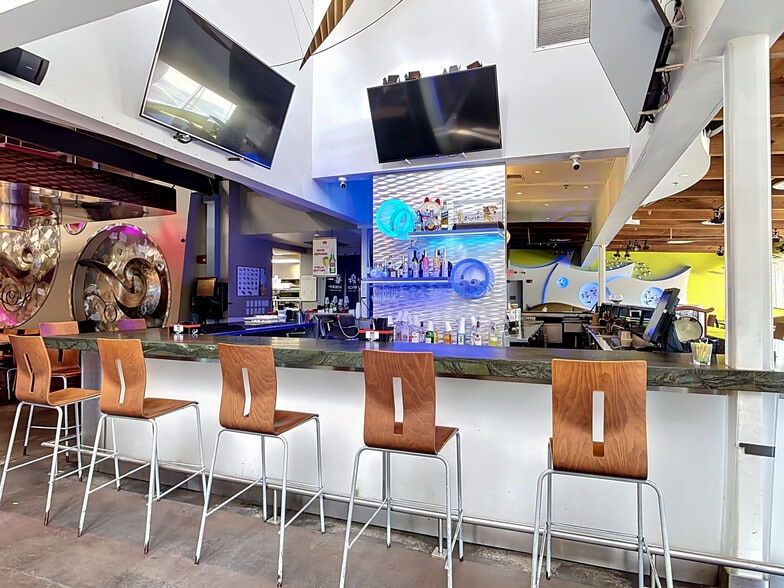 More Photos Of 220 N Williamson Blvd, Ormond Beach Restaurant For Sale