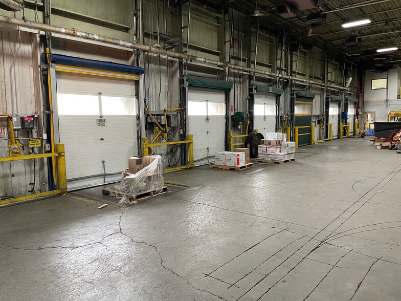 More Photos Of 49 Geyser Rd, Saratoga Springs Manufacturing For Lease