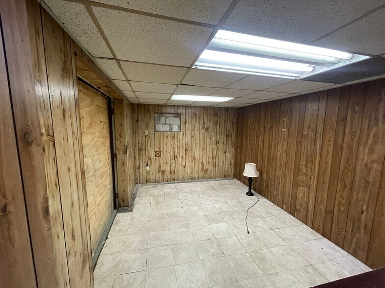 More Photos Of 1341 NW 20th St, Miami Freestanding For Lease