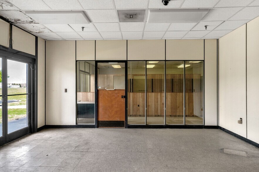 More Photos Of 1444 Lancaster Hwy, Chester Manufacturing For Sale