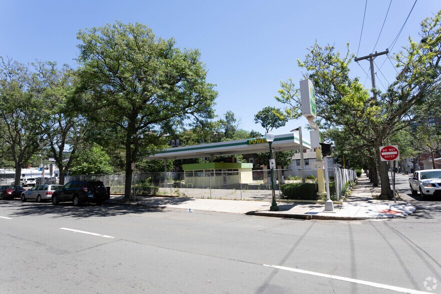 More Photos Of 49 Howe St, New Haven Land For Sale