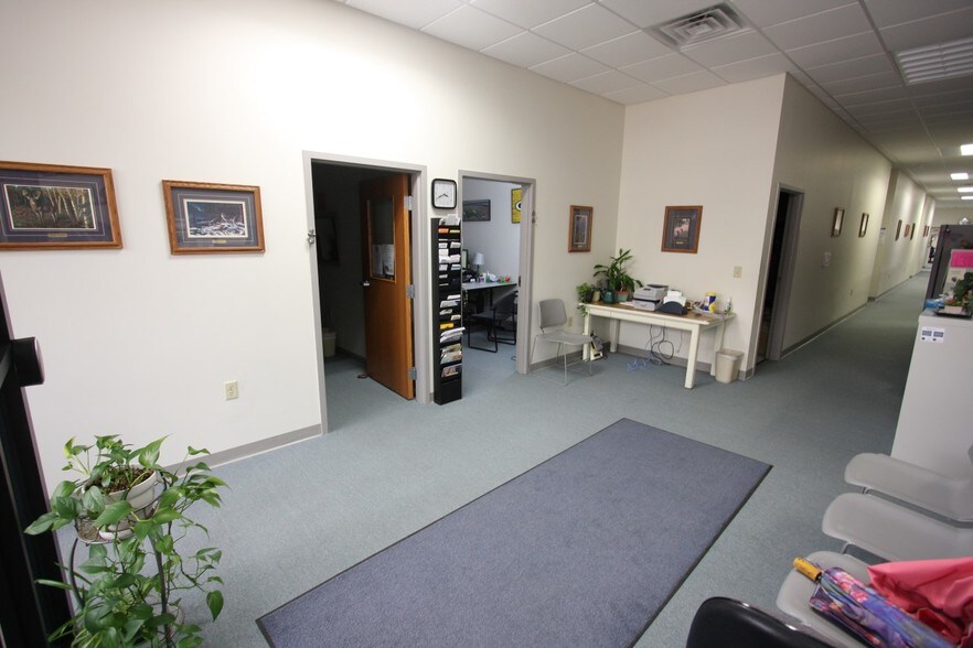 More Photos Of 51 N Brown St, Rhinelander Storefront For Sale