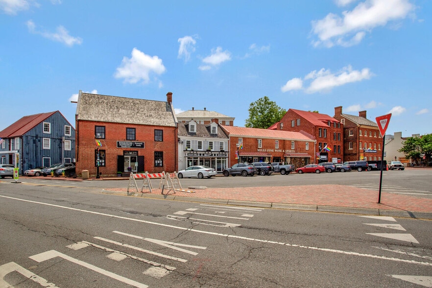 Primary Photo Of 81 Main St, Annapolis Restaurant For Sale