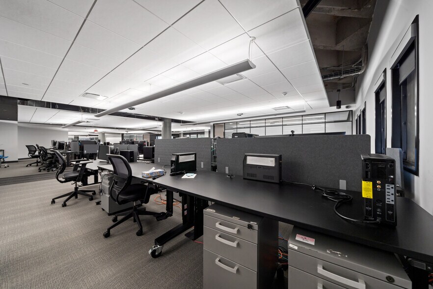 More Photos Of 7620 Guadalupe St, Austin Office For Lease