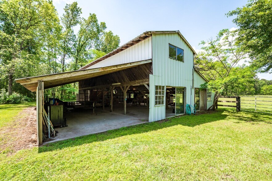 More Photos Of 2870 Fostoria Tram Rd, Cleveland Land For Sale