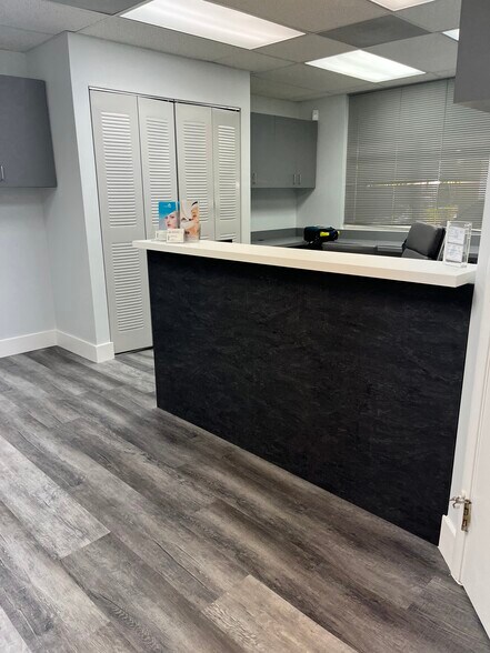 Primary Photo Of 7765 SW 87th Ave, Miami Medical For Sale