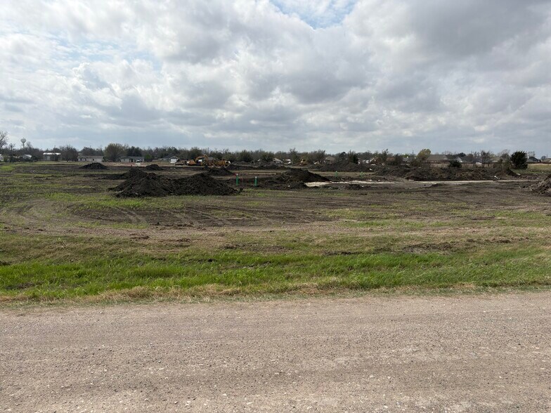 More Photos Of 419 N Hogan St, Holland Land For Sale