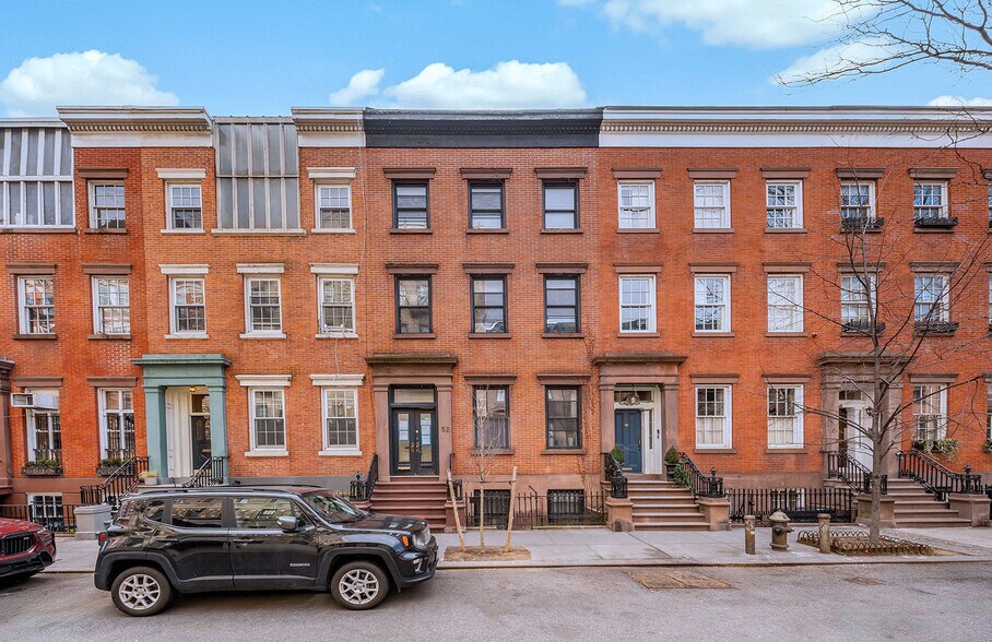 Primary Photo Of 52 Charles St, New York Apartments For Sale