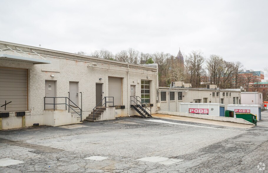 More Photos Of 216 14th St NW, Atlanta Coworking Space