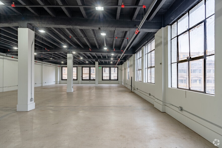 More Photos Of 714 S Hill St, Los Angeles Loft Creative Space For Lease