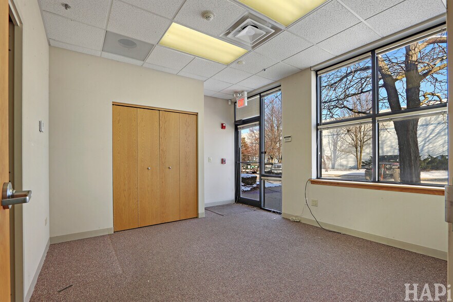 More Photos Of 1281 Humbracht Cir, Bartlett Warehouse For Sale