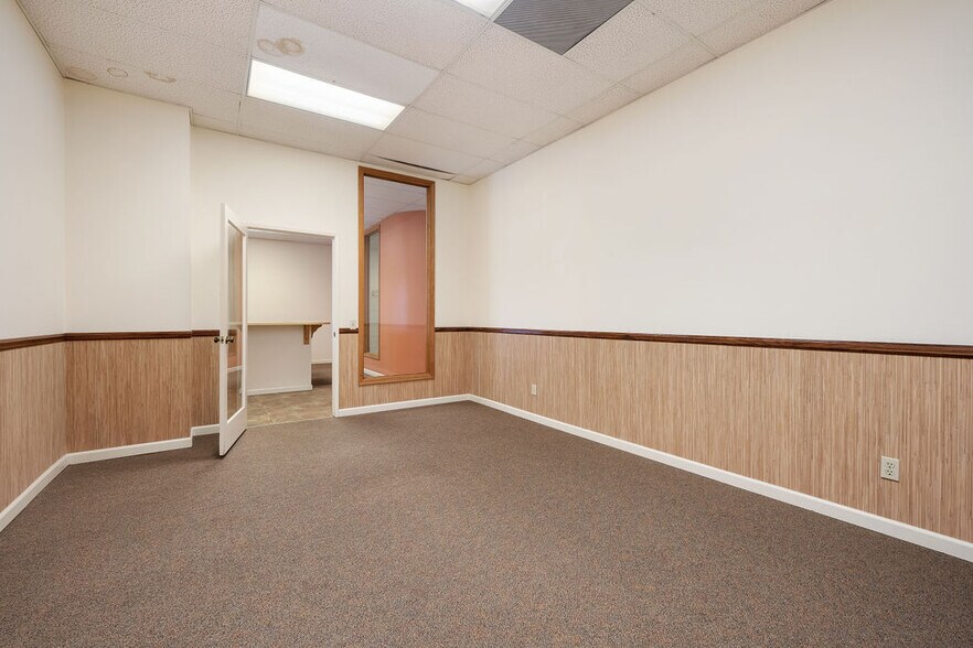 More Photos Of 935 Riverside Ave, Paso Robles Medical For Sale