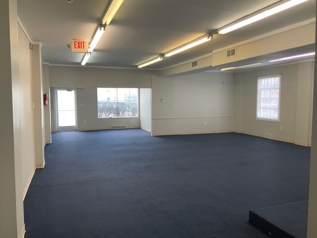 More Photos Of 3014-3016 Governor Printz Blvd, Wilmington Warehouse For Lease