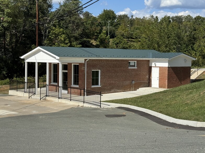 More Photos Of 1054 Shadwell Station Ln, Charlottesville Freestanding For Lease