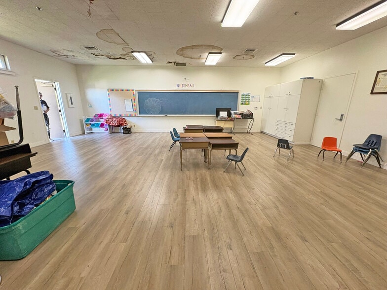 More Photos Of 4900 Kings Row, El Monte Religious Facility For Sale