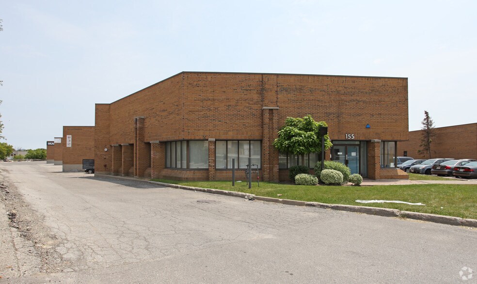 More Photos Of 155 Champagne Dr, Toronto Warehouse For Lease