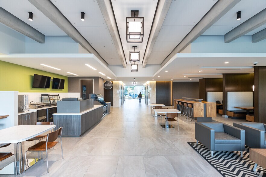 More Photos Of 800 Waterford Way, Miami Office For Lease