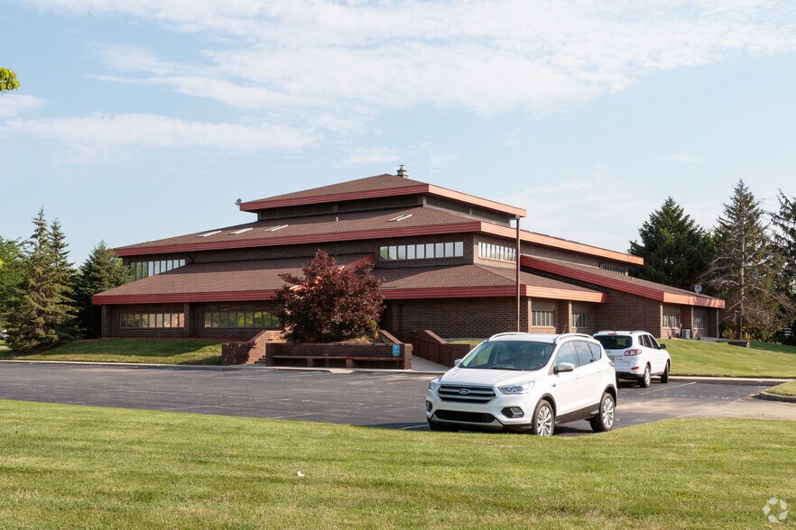 Primary Photo Of 2000 E 116th St, Carmel Medical For Sale