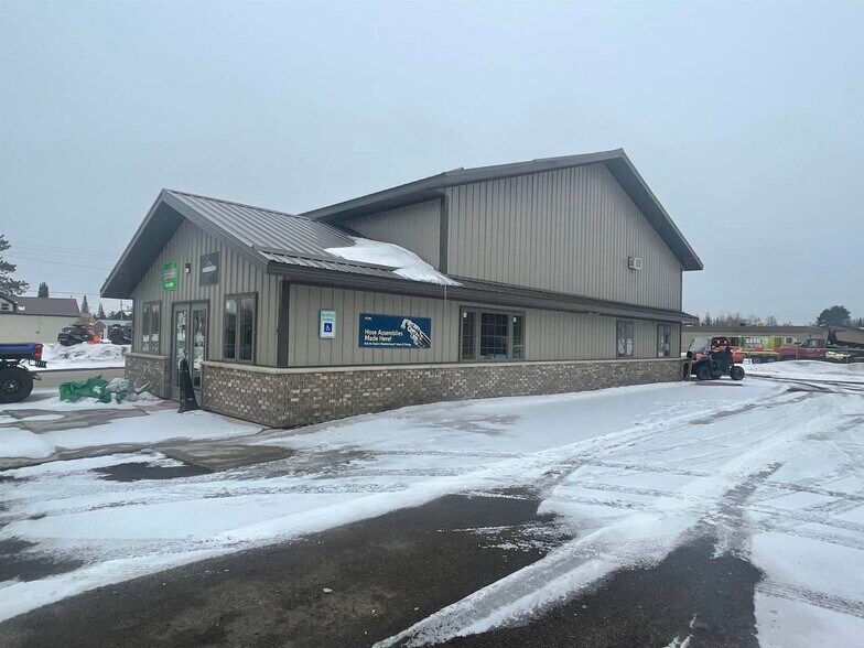 More Photos Of 5165 Linden St, Laona General Retail For Sale