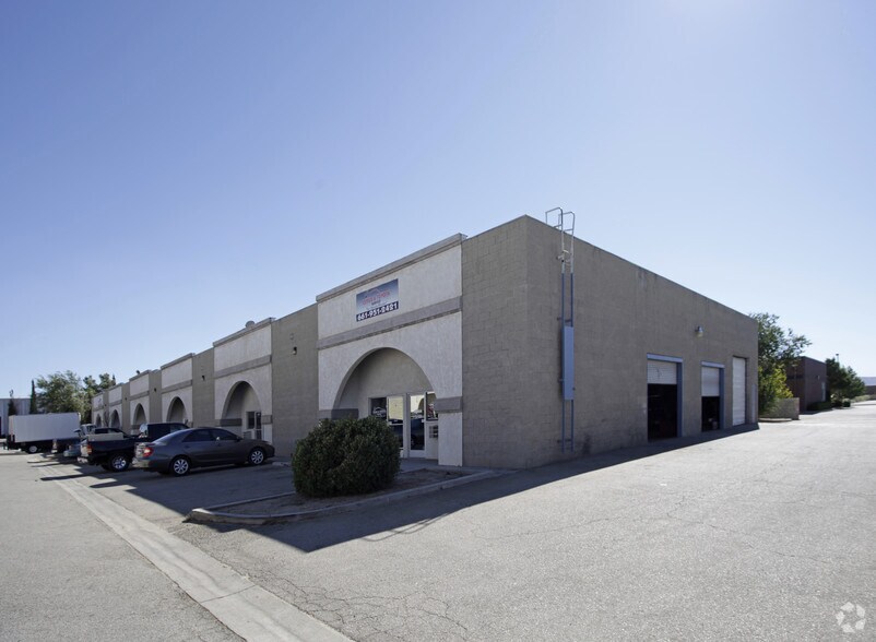 Primary Photo Of 825 W Avenue L8, Lancaster Warehouse For Lease