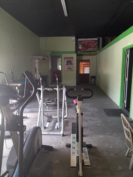 More Photos Of 9135 S Main St, Jonesboro Light Manufacturing For Sale