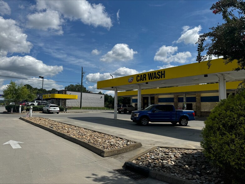 Primary Photo Of 994 Parkway, Sevierville Carwash For Sale