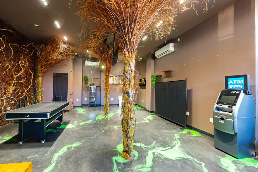 More Photos Of 755 Saint Nicholas Ave, New York Storefront For Lease