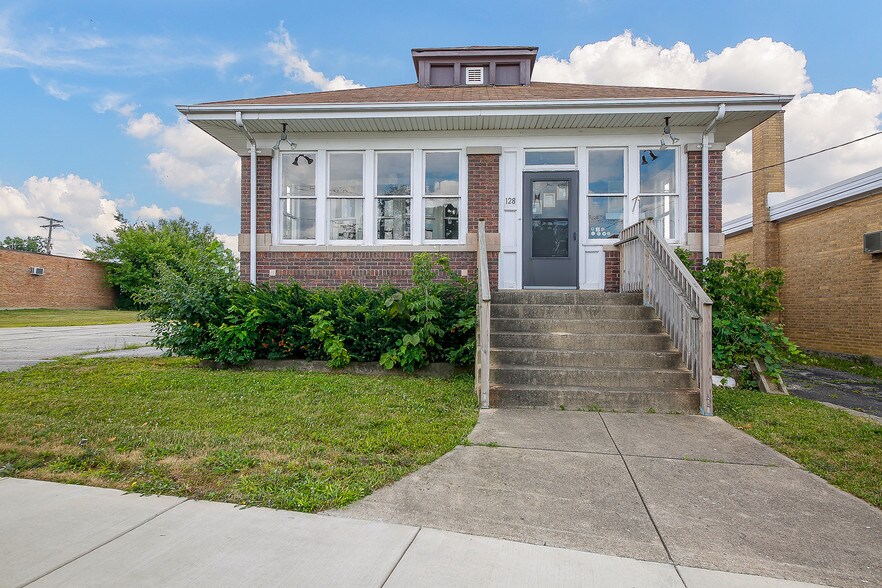 More Photos Of 128 W Irving Park Rd, Wood Dale Land For Sale