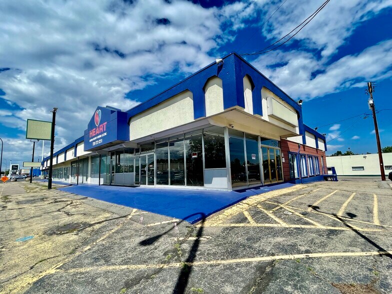 Primary Photo Of 7833 W Colfax Ave, Lakewood Auto Dealership For Lease