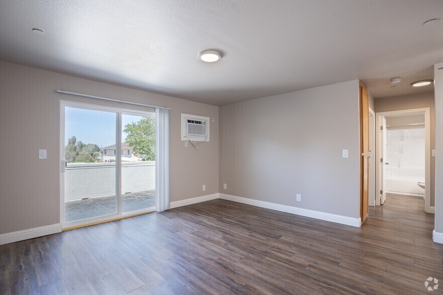 More Photos Of 3819 East Ave, Livermore Apartments For Sale