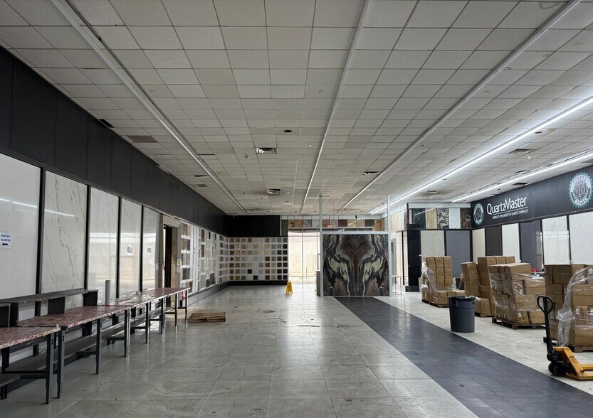 More Photos Of 101 E 2nd St, Bayonne Manufacturing For Lease