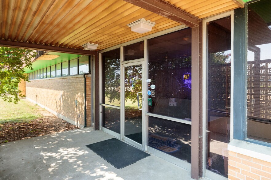 More Photos Of 3405 Commerce Rd, Richmond Warehouse For Sale