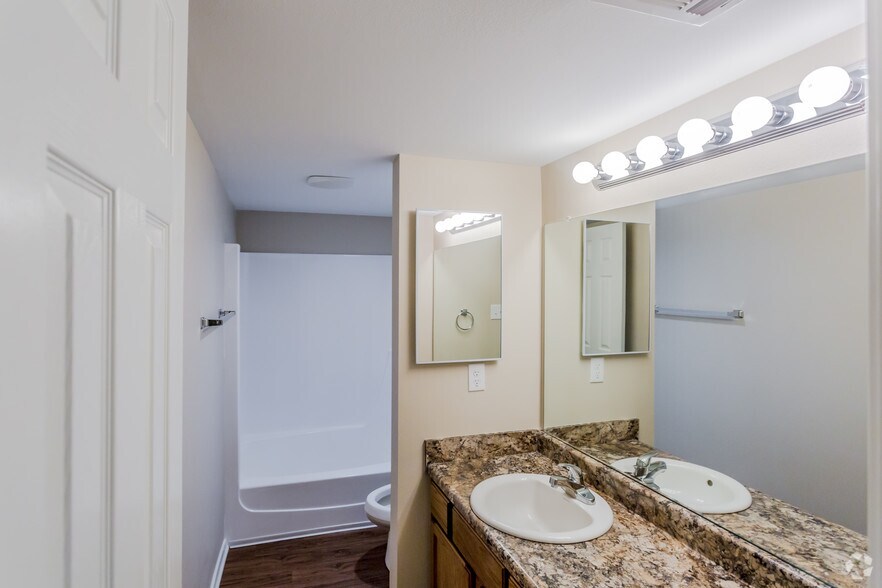 More Photos Of 1701 Skyline Dr, North Little Rock Multifamily For Sale