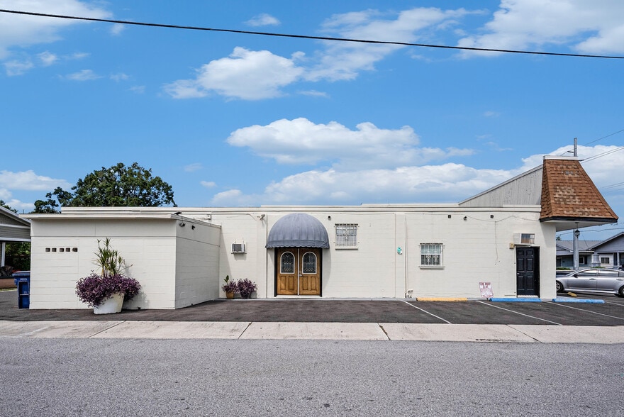 More Photos Of 3416 N 15th St, Tampa Religious Facility For Sale