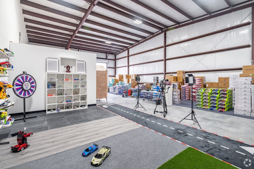 More Photos Of 18500 Pearland Sites Rd, Pearland Unknown For Lease