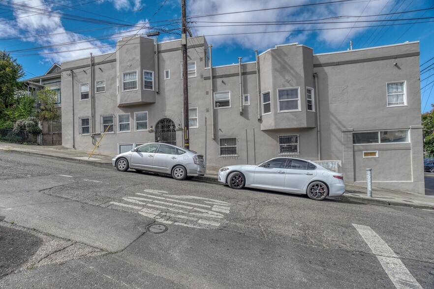 More Photos Of 2246 23rd Ave, Oakland Apartments For Sale