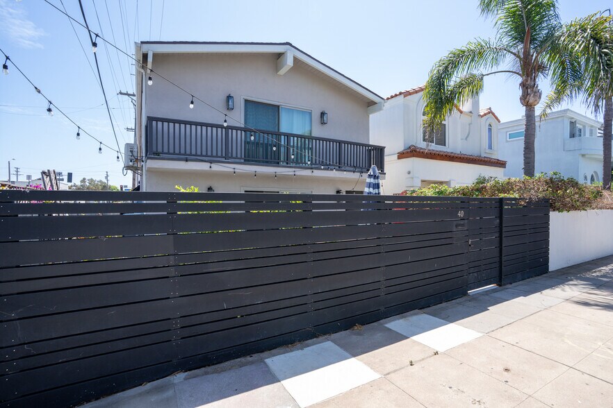 More Photos Of 40 30th Ave, Venice Multifamily For Sale