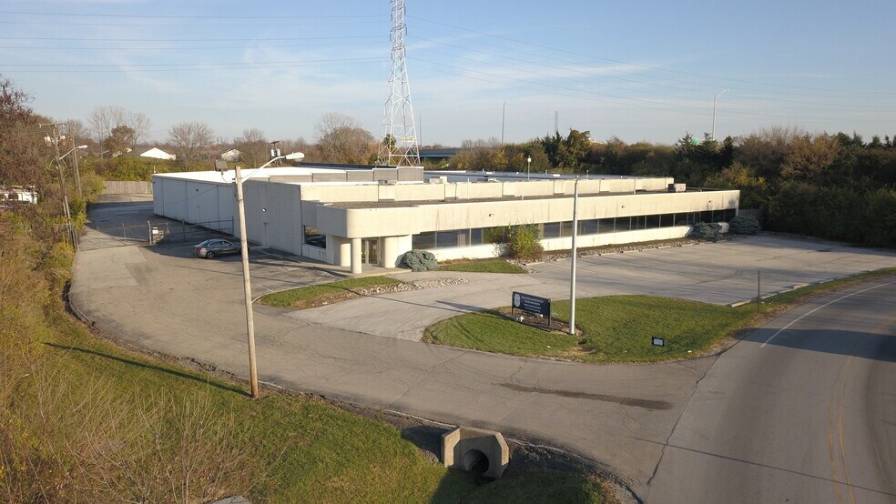 More Photos Of 3821 Industrial Blvd, Indianapolis Light Distribution For Sale