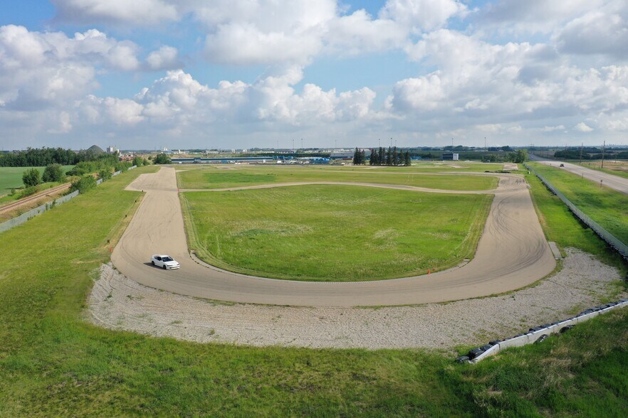 More Photos Of 55112 Highway 825, Sturgeon County Warehouse For Sale