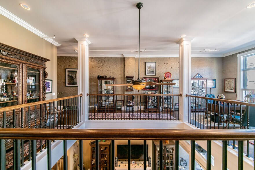 More Photos Of 212 Broadway St, Paducah Apartments For Sale