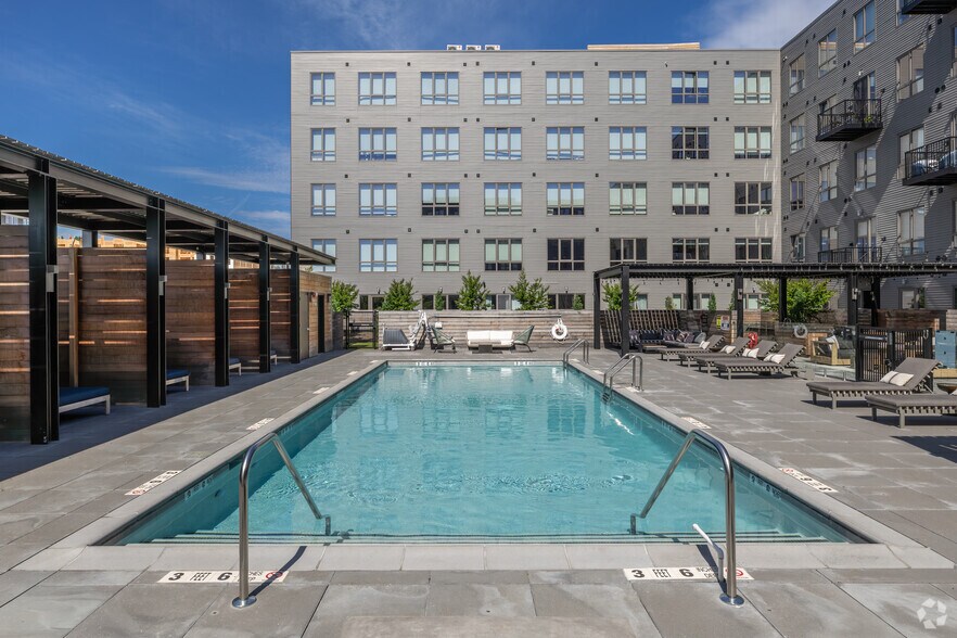 More Photos Of 10 Monroe St, Norwalk Apartments For Lease