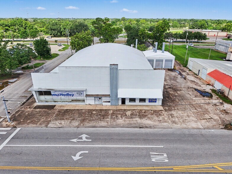 More Photos Of , Angleton Unknown For Sale