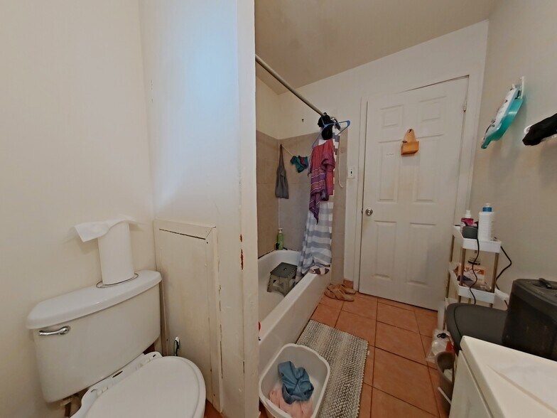 More Photos Of 2041 N 15th St, Philadelphia Apartments For Sale