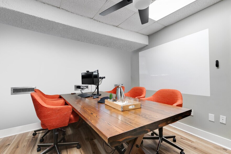 More Photos Of 2405 Westwood Ave, Richmond Office For Lease