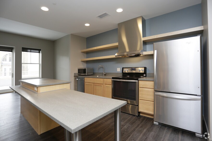 Primary Photo Of 415 Bridge St NW, Grand Rapids Apartments For Lease