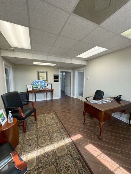 More Photos Of 1900 Manakin Rd, Manakin Sabot Office For Lease