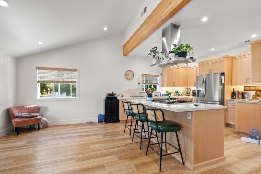 More Photos Of 420 Capitola Road Ext, Santa Cruz Apartments For Sale