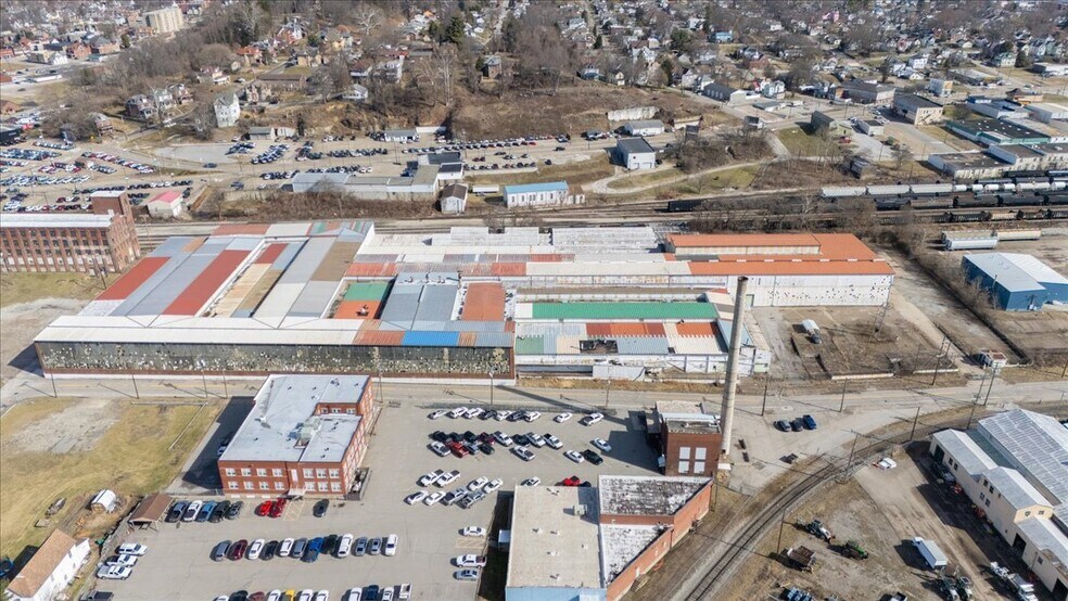More Photos Of 625 Depot St, Parkersburg Warehouse For Sale